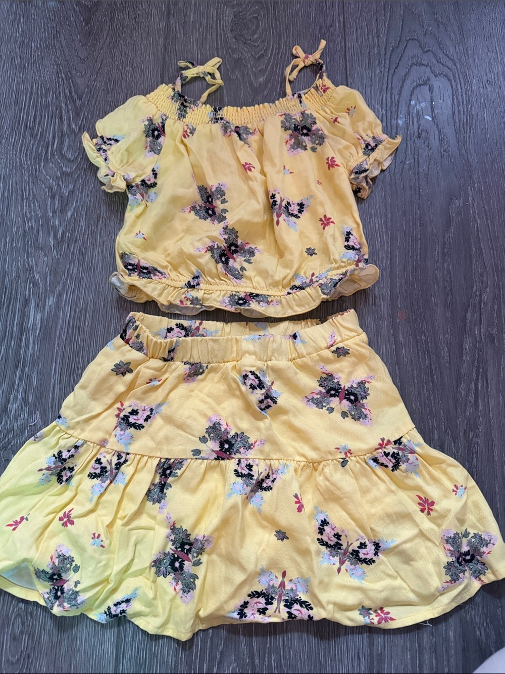 Epic Threads Yellow Floral Two-Piece Top and Skirt Set